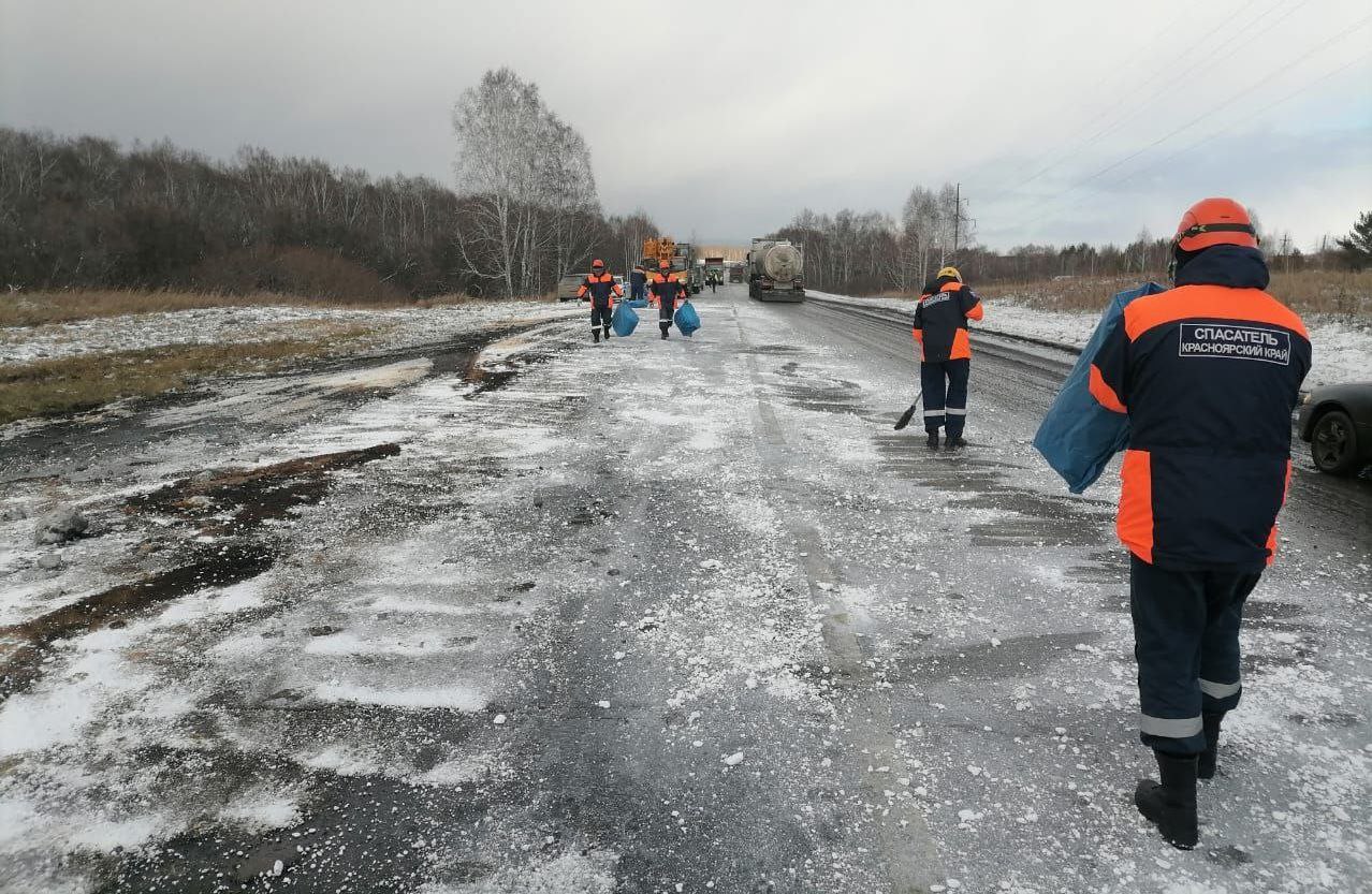 Два водителя погибли в ДТП с фурами на трассе под Ачинском