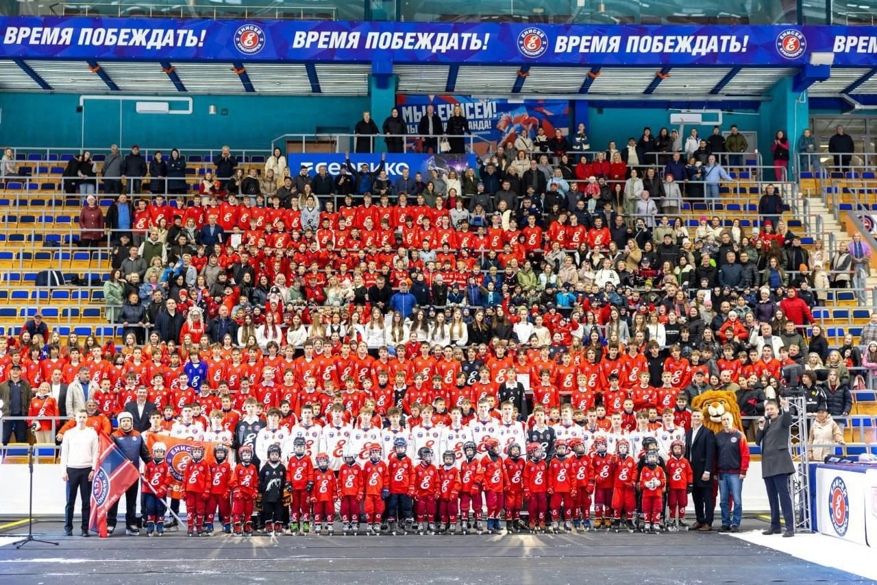 Красноярская спортивная школа по хоккею с мячом стала лучшей в России