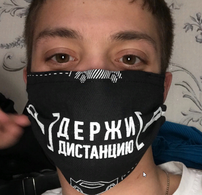 Жителям Красноярского края рекомендуют носить маски в общественных местах