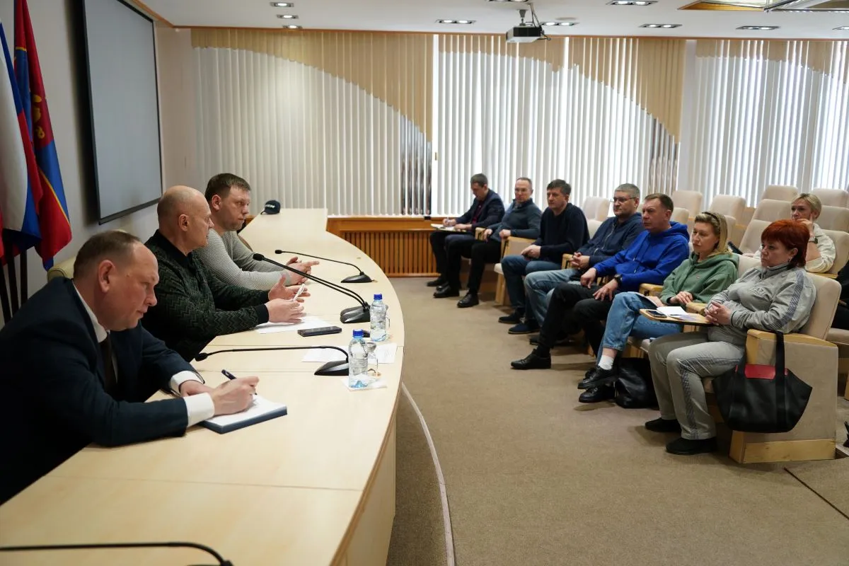 В Красноярске ввели режим повышенной готовности из-за урагана