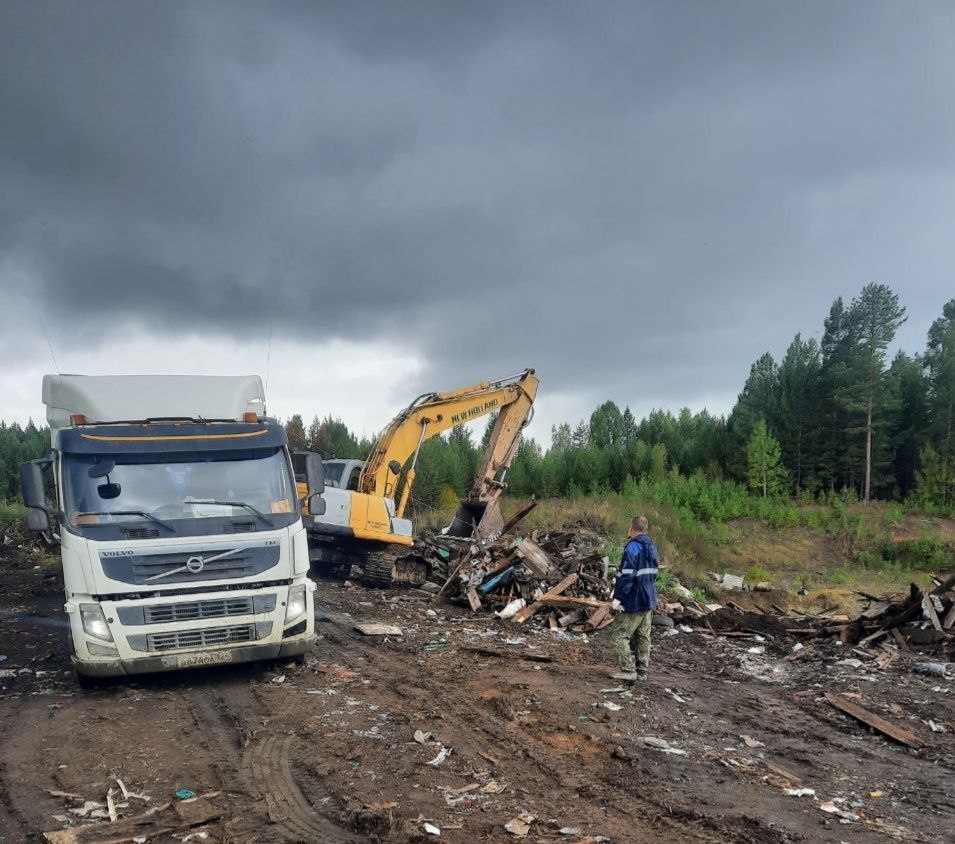 В лесах Красноярского края ликвидировали ещё две несанкционированные свалки