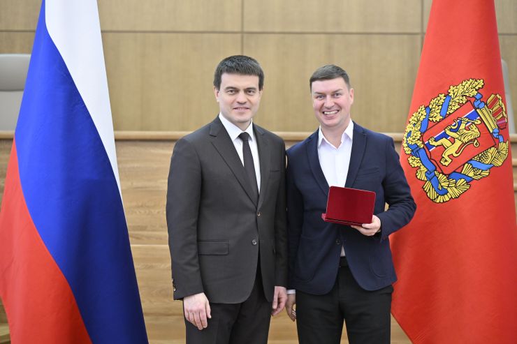 Директор «Городских новостей» Дмитрий Усков удостоен звания «Заслуженный работник отрасли»