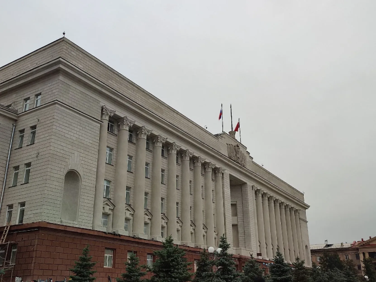 От имени правительства Красноярского края рассылают фейковый указ об эвакуации оборонных заводов