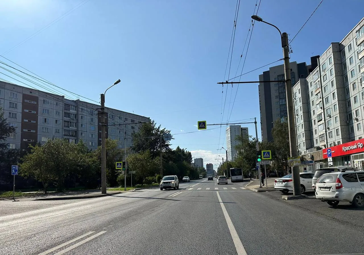 В Красноярске завершили комплексный ремонт улицы Воронова
