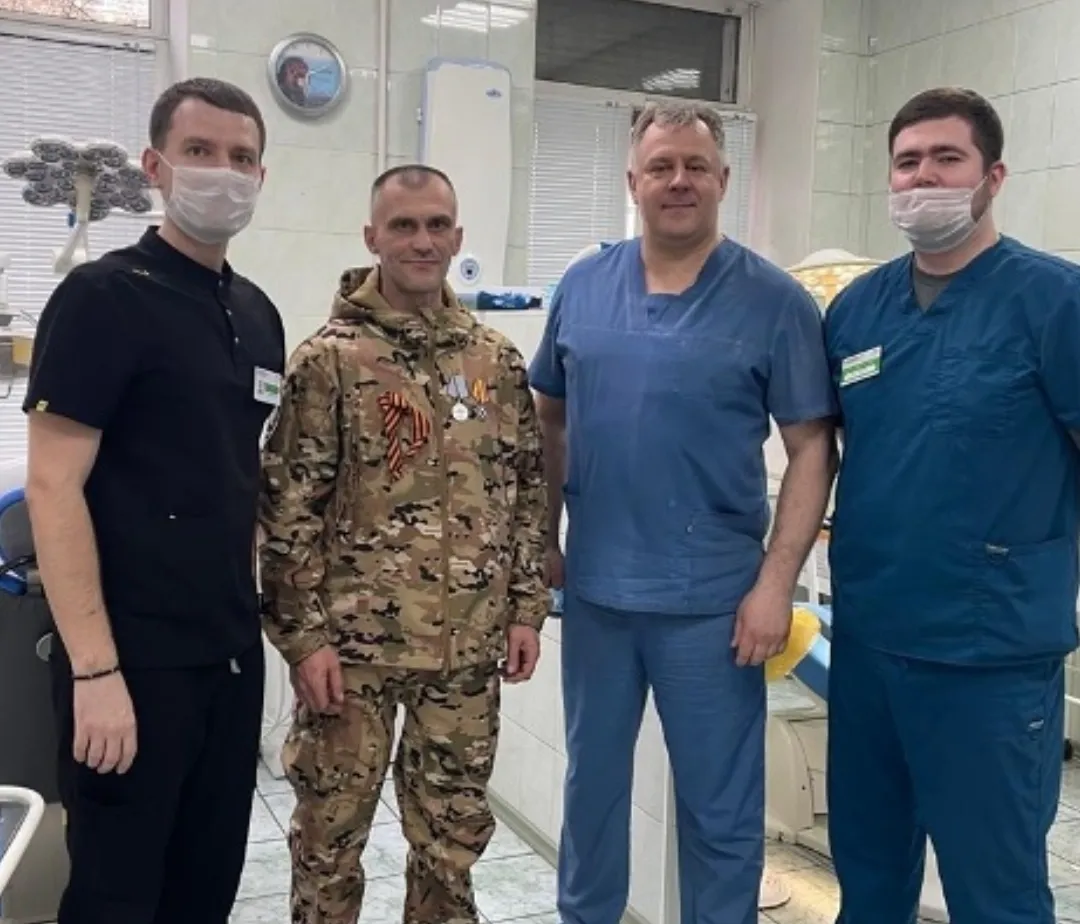 Красноярская городская стоматологическая поликлиника № 1 оказывает медпомощь бойцам СВО