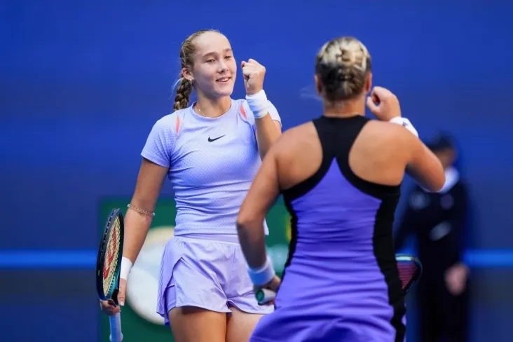 Мирра Андреева и Диана Шнайдер вышли в четвертый раунд Australian Open