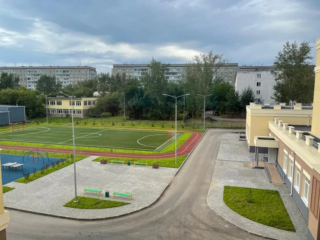 На школах Красноярска установили 264 камеры видеонаблюдения