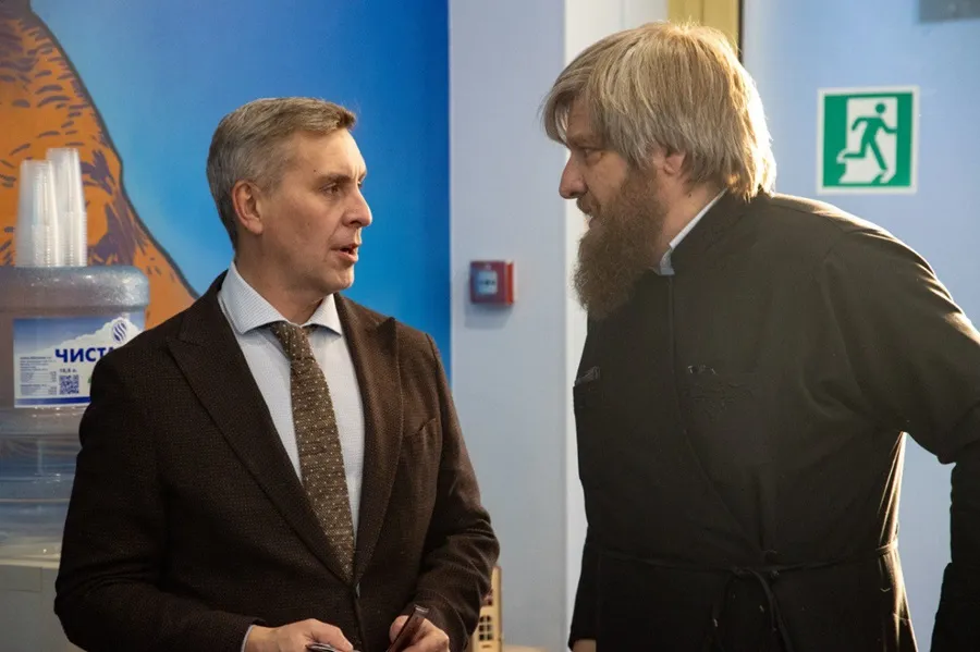 Спикер краевого парламента Алексей Додатко поставил подпись в поддержку самовыдвижения Владимира Путина