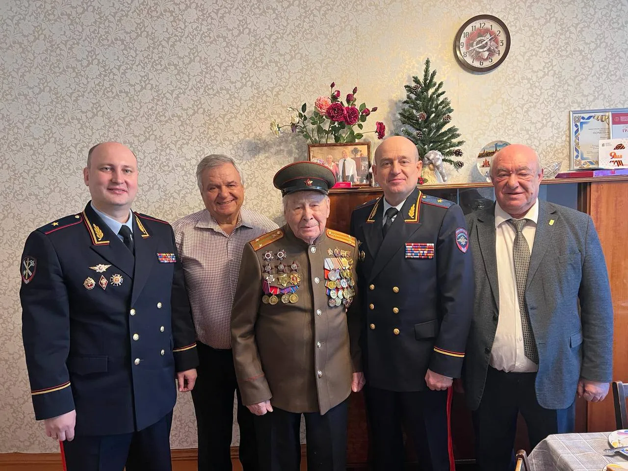 Ветерану Великой Отечественной войны из Красноярска Ивану Шпагину исполнилось 103 года
