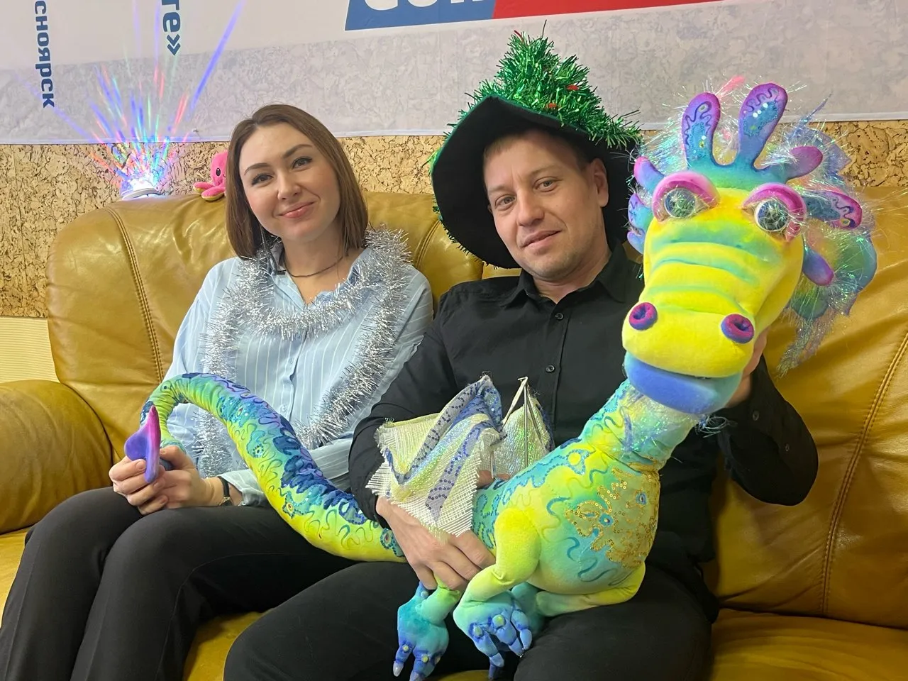 «Мама — Снегурка, папа — Дед Мороз». Театральные семьи рассказали, как они проводят новогодние праздники