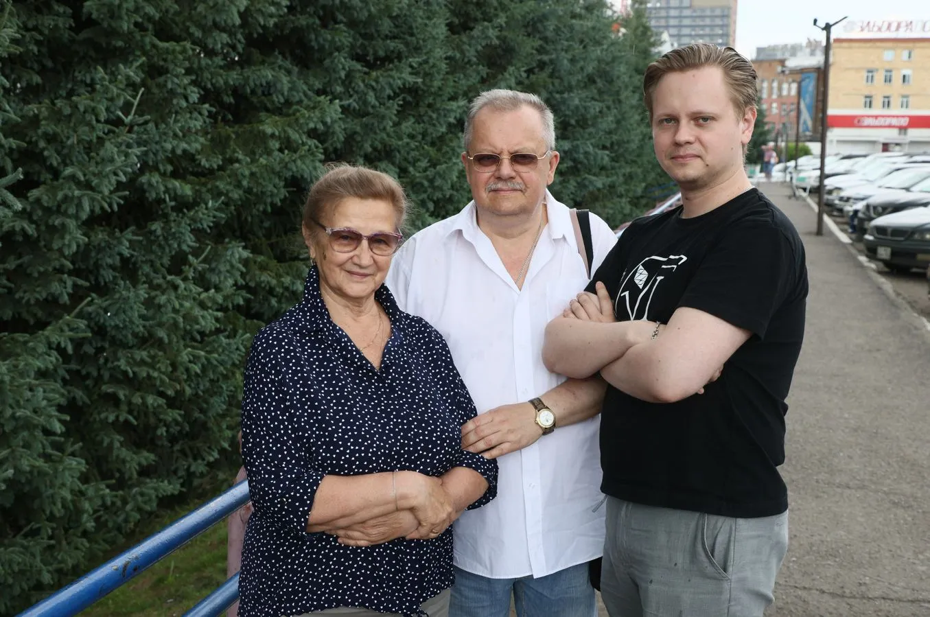 Изобразительное искусство, музыка и высшая математика. Что объединяет творческую семью Башмаковых?