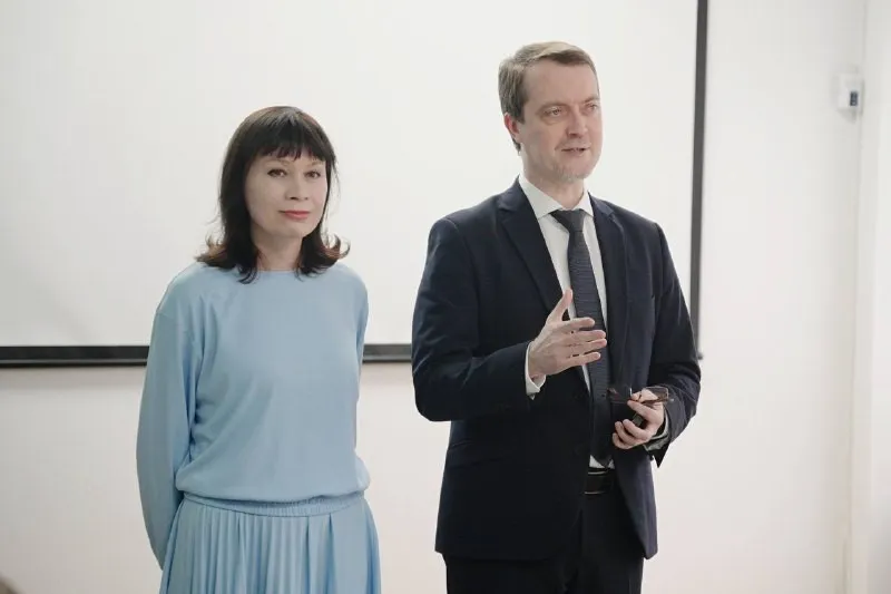 Новым директором Красноярского художественного училища стала Лилия Строй