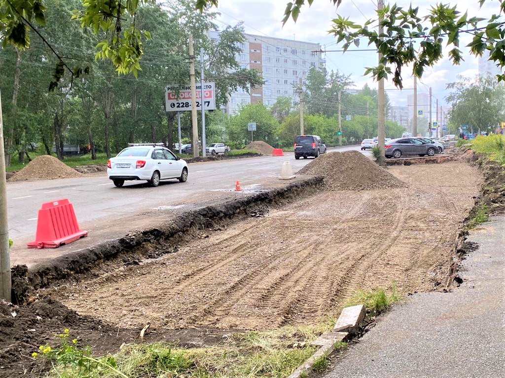 В Красноярске ремонт дороги на улице Воронова идет с опережением графика