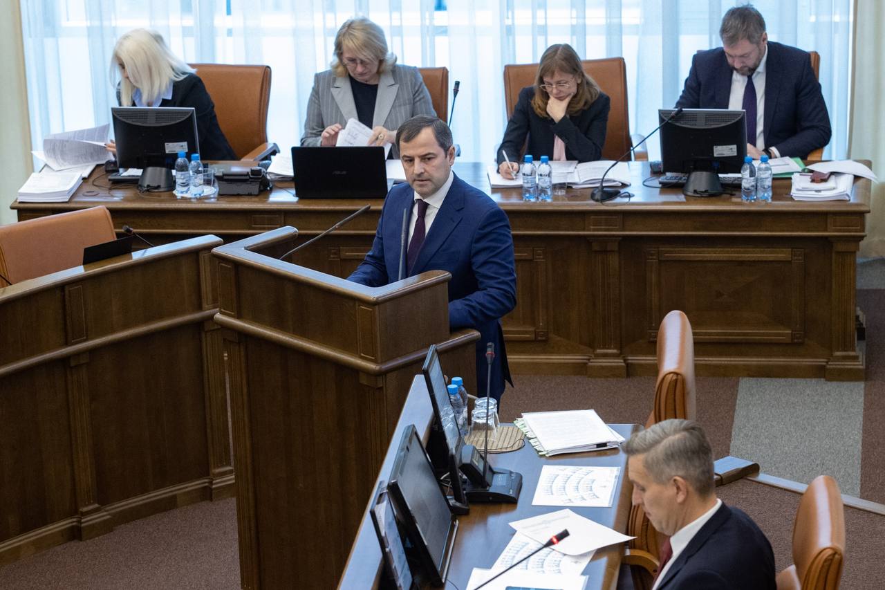Участников СВО из Красноярского края освободили от уплаты транспортного налога на все время службы