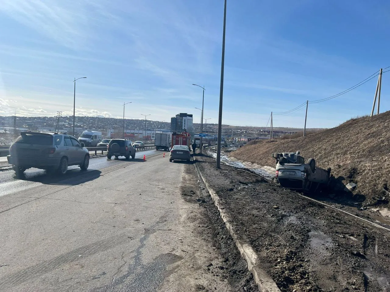 В Красноярске на Северном шоссе три автомобиля попали в ДТП