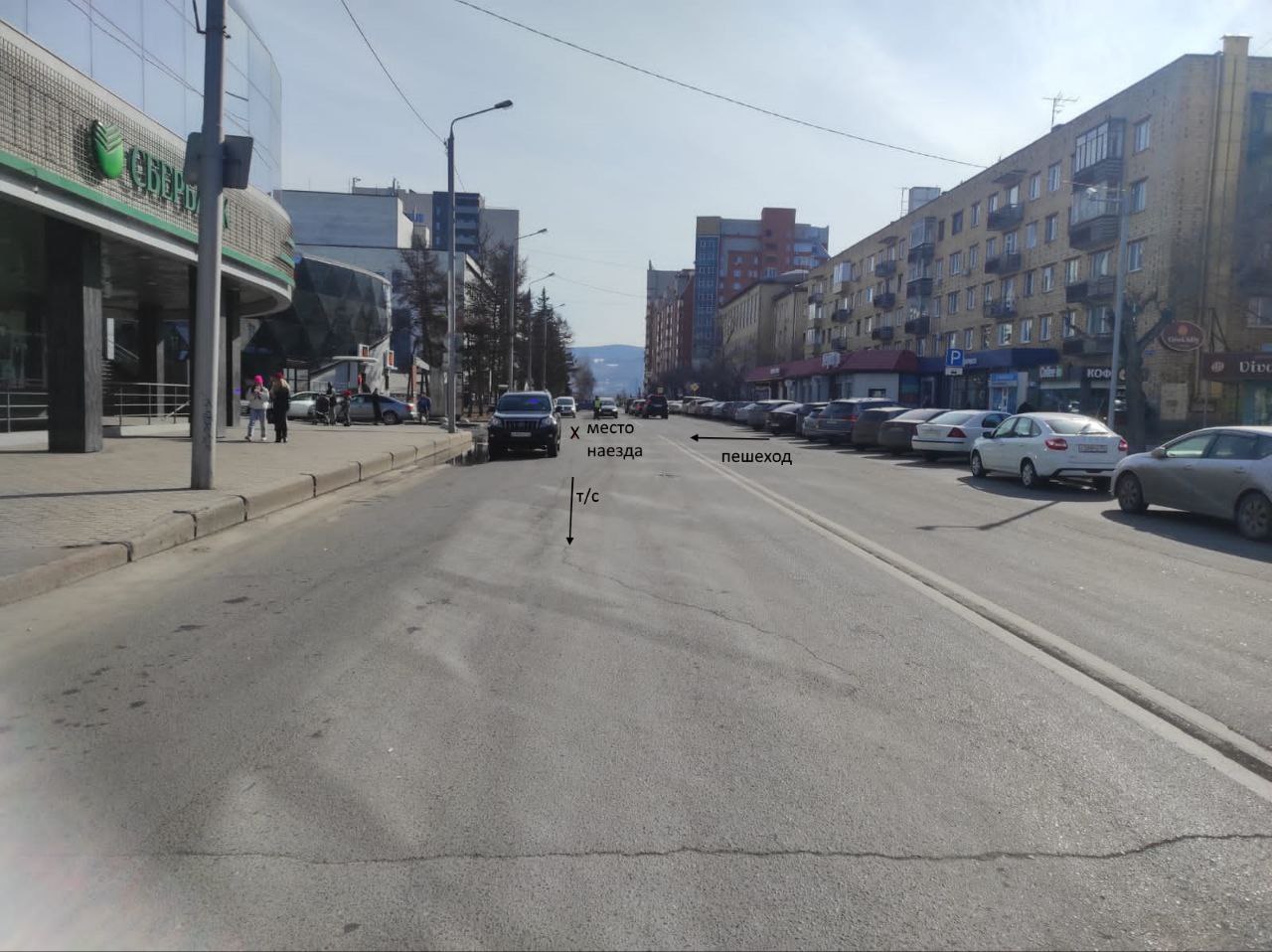 В Красноярске на улице Перенсона водитель на «Тойоте» сбил 12-летнюю девочку