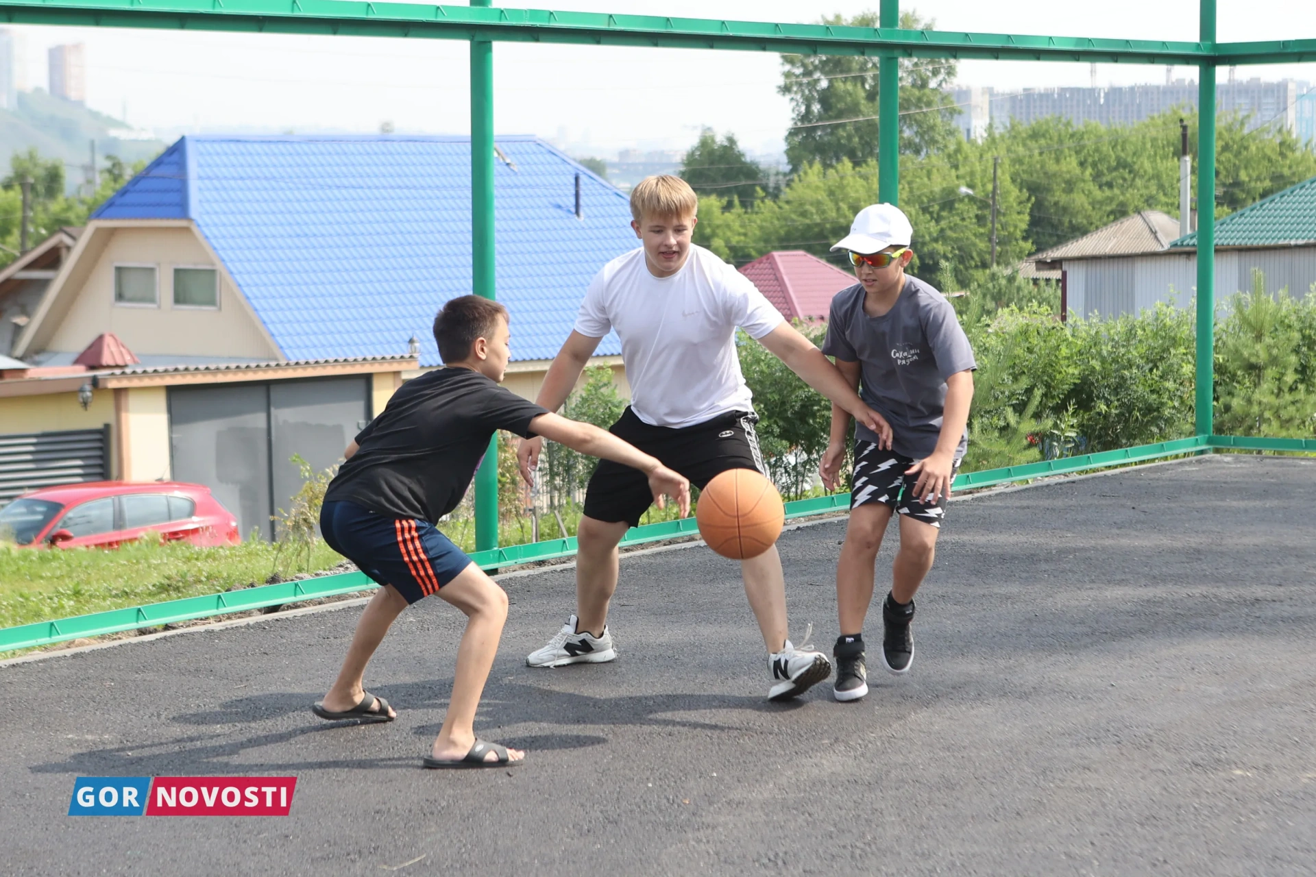 спортплощадки
Михаил Шуклин