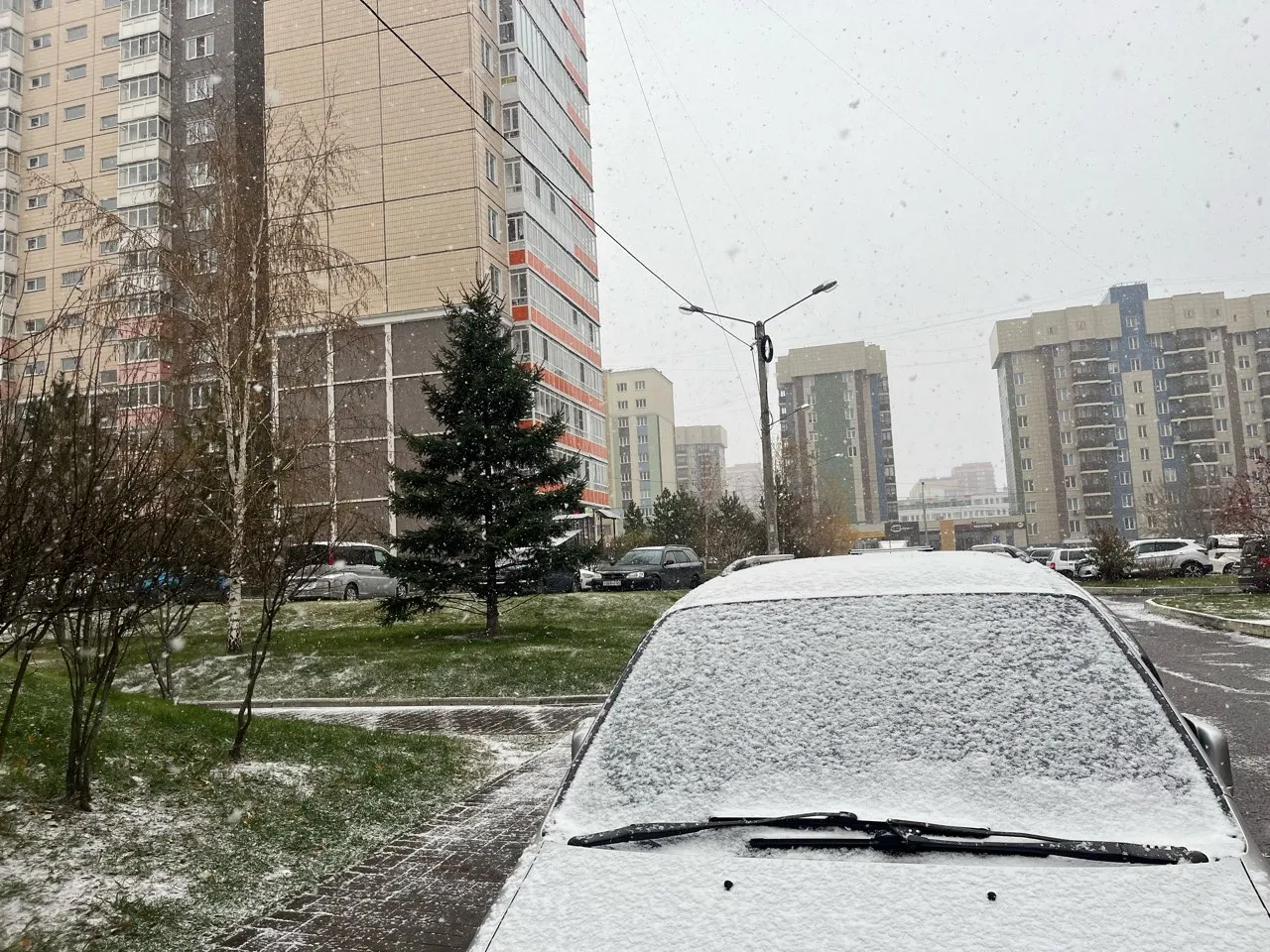 Снег в Красноярске.