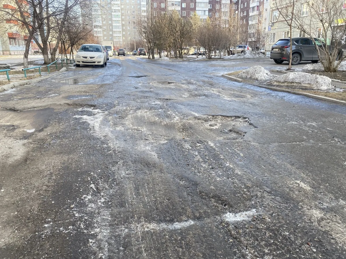В Советском районе Красноярска отремонтируют 23 междворовых проезда