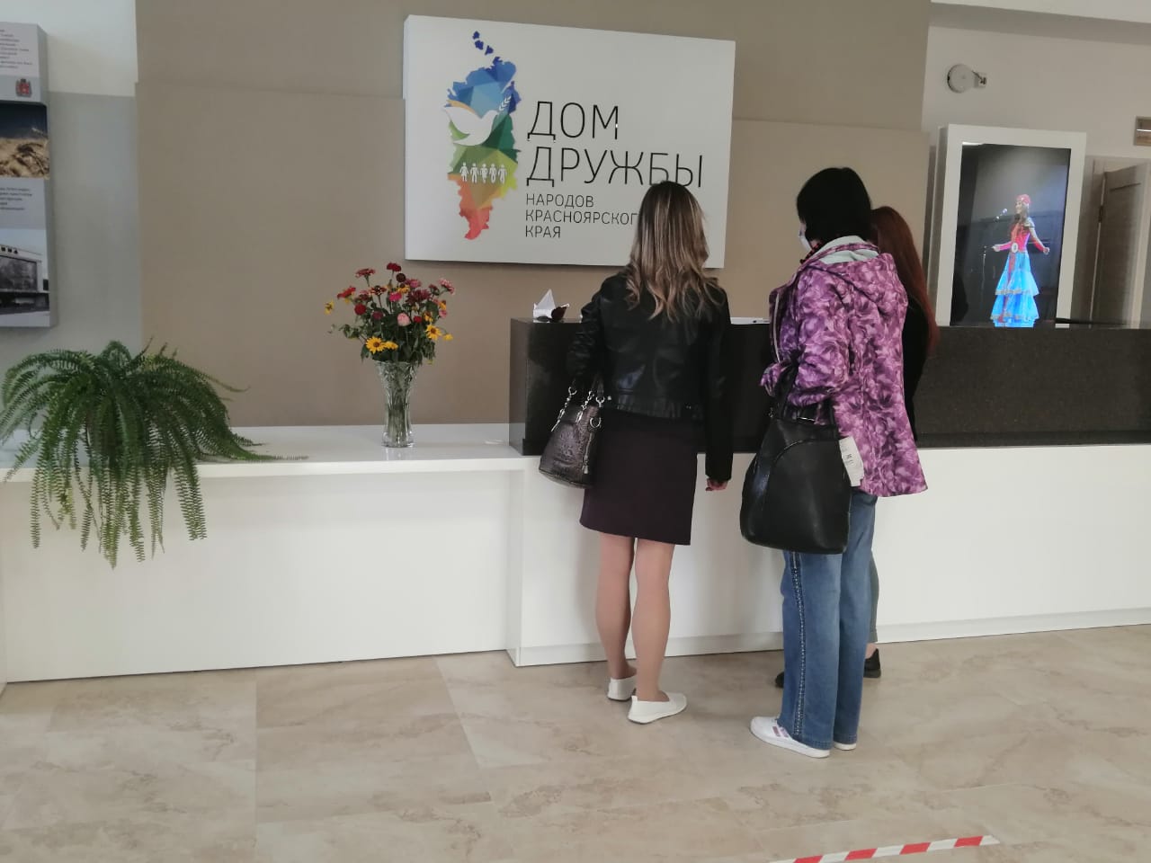 Фотопрогулка по Дому дружбы народов: как преобразился бывший кинотеатр "Родина"