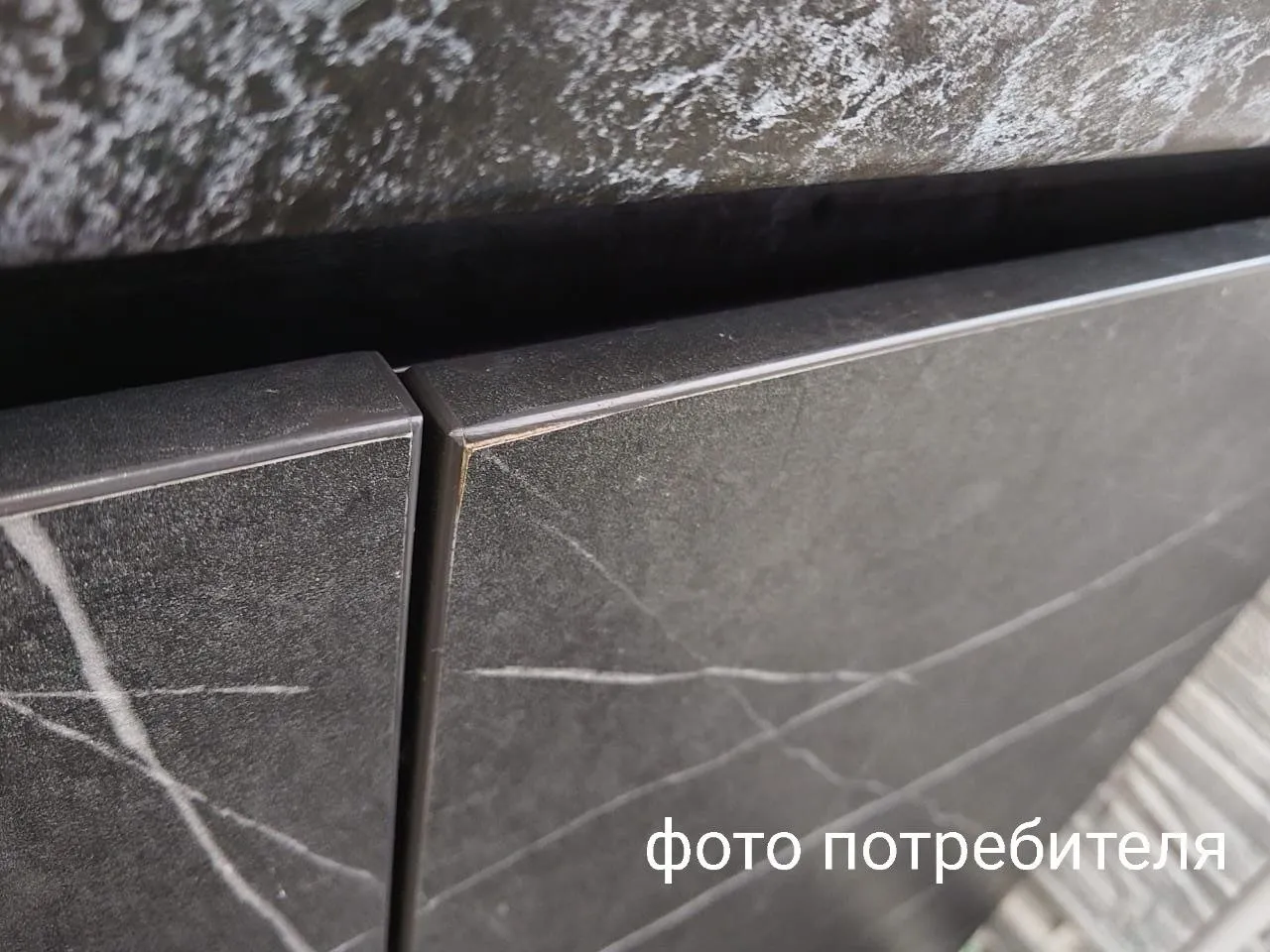 Жительнице Красноярского края вернули больше 300 тысяч рублей за некачественные фасады кухни