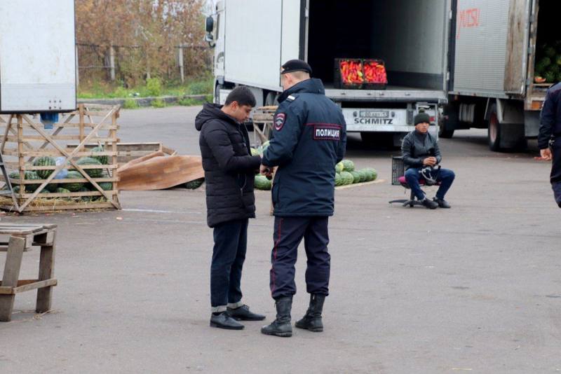 Из Красноярска за пределы России могут выдворить 7 нелегальных мигрантов