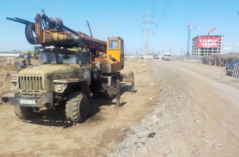 Водитель «Урала» порвал провода и оставил без света несколько тысяч красноярцев