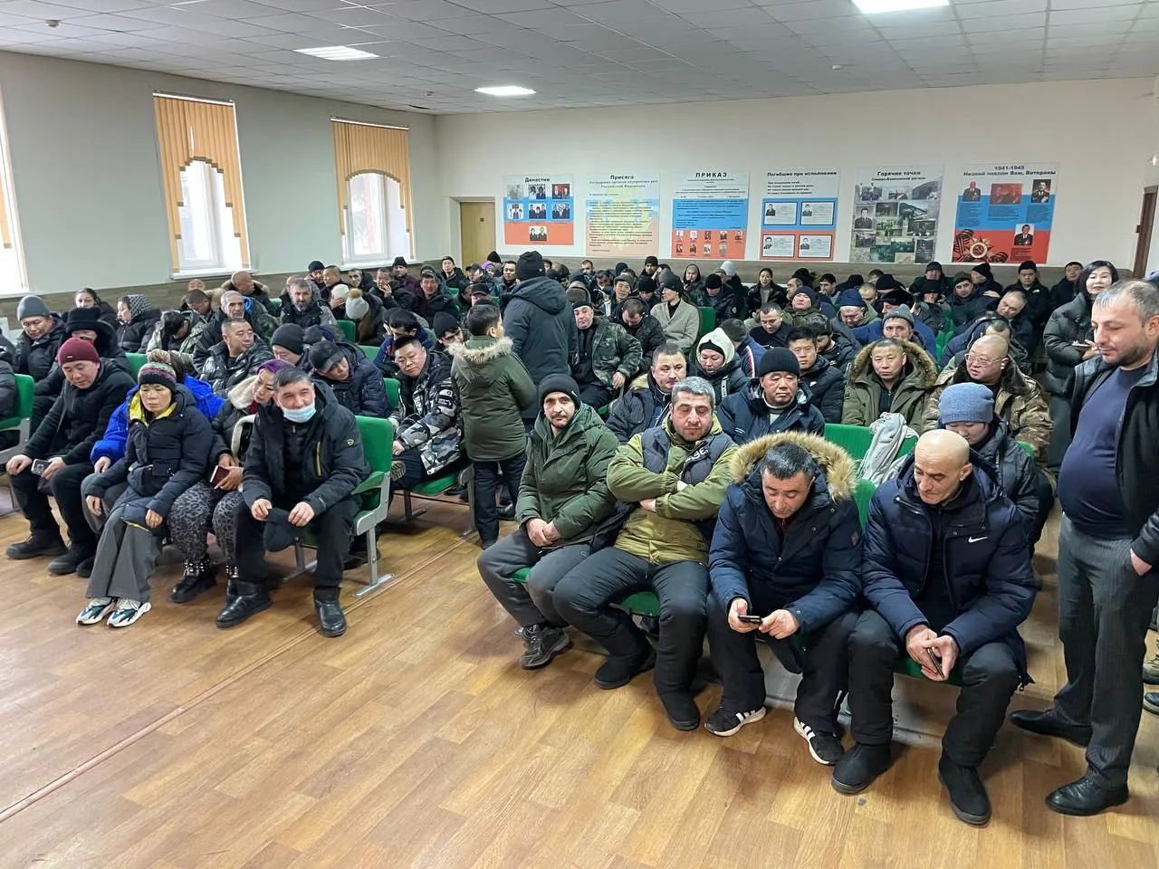 В Красноярске в полицию доставили 455 мигрантов