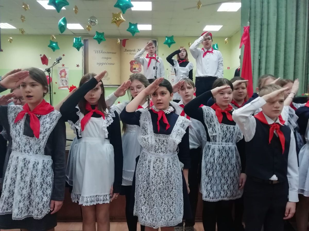«С особым трепетом готовилась к посвящению». Красноярцы вспоминают пионерское движение
