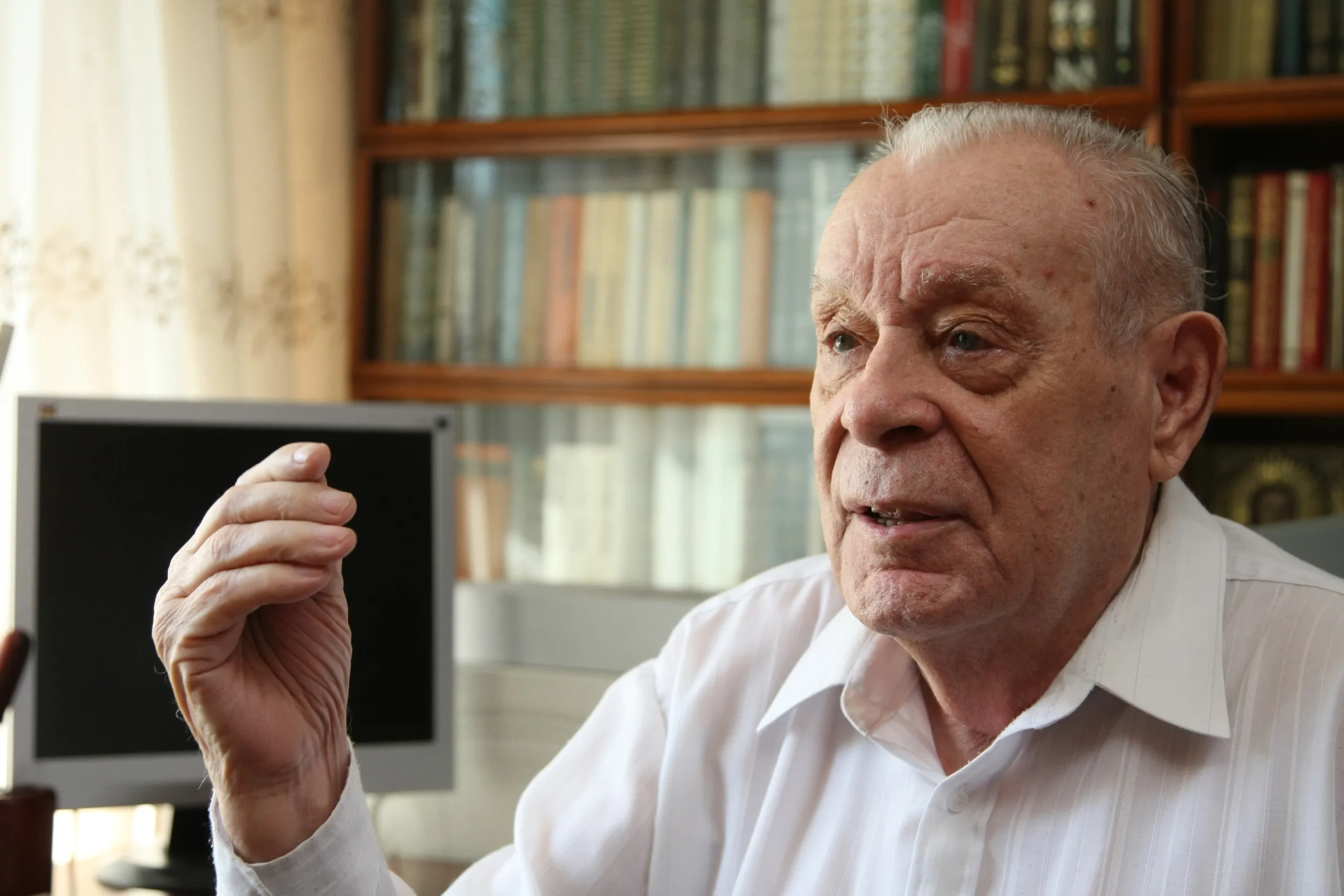Сегодня исполняется 100 лет со дня рождения писателя Анатолия Чмыхало