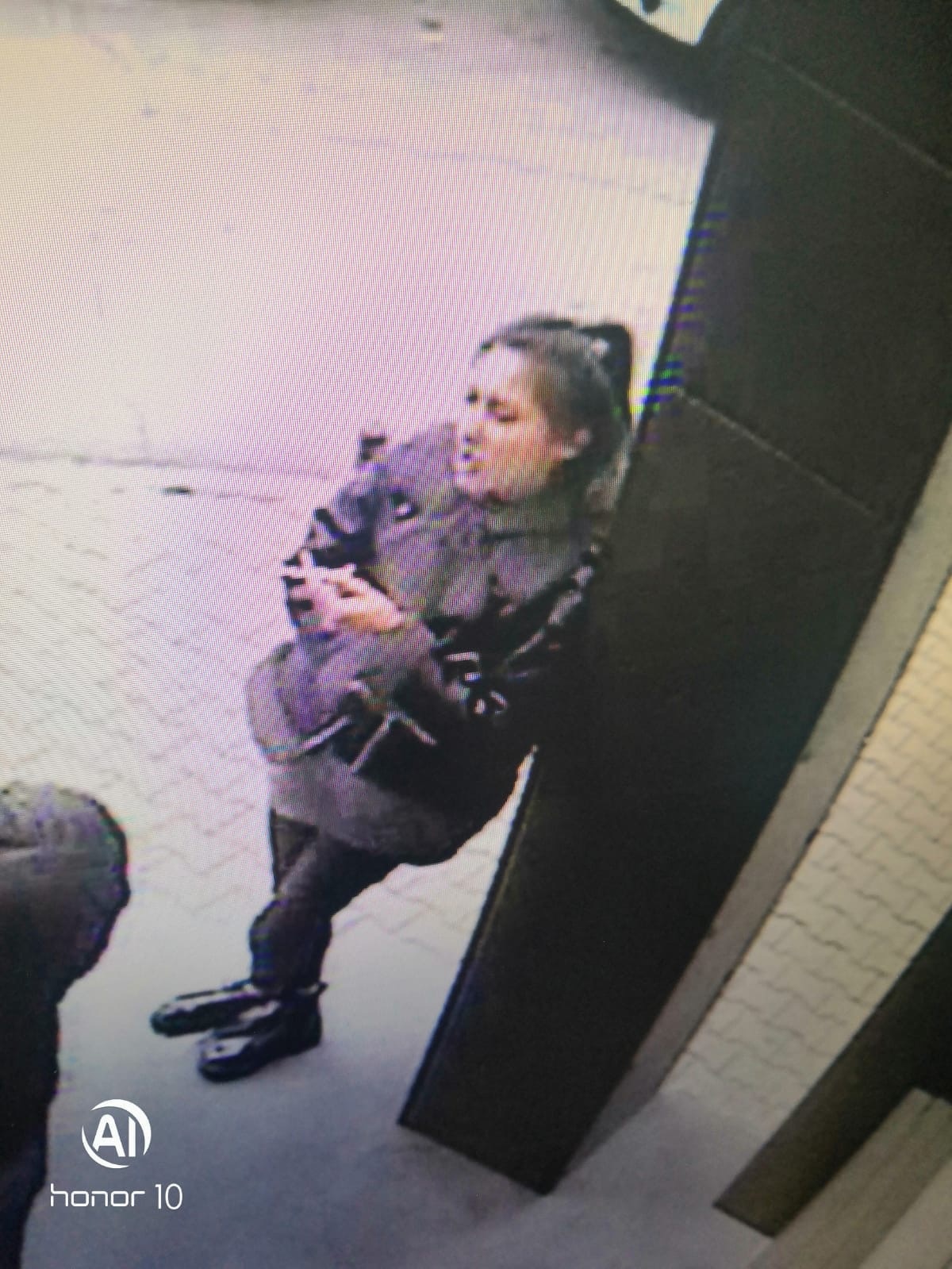 В Красноярске три посетителя бара поели на 33 тысячи рублей и не заплатили