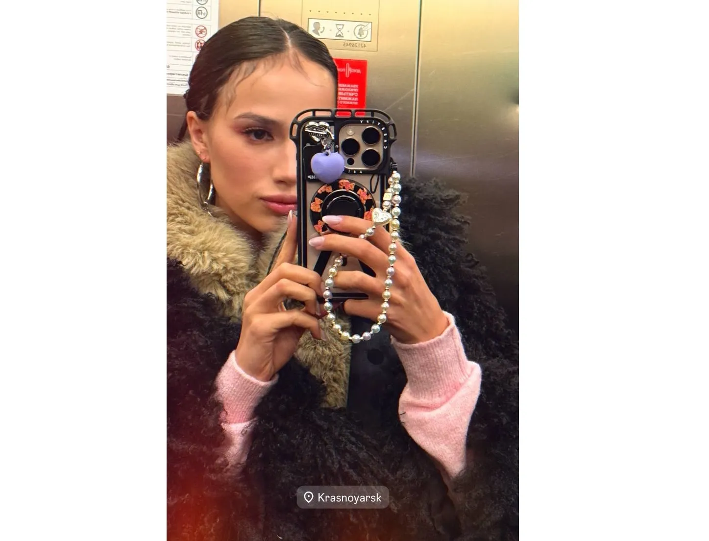 В Красноярск прилетела олимпийская чемпионка Алина Загитова