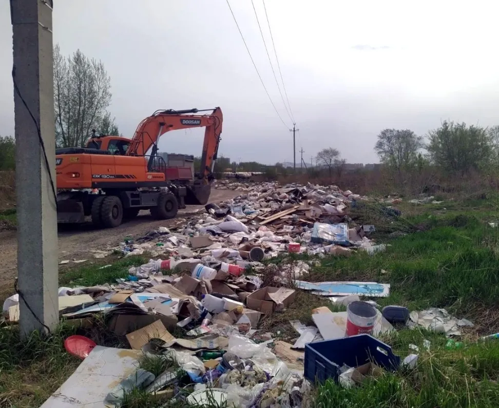 В Красноярске одну и ту же свалку убирали 9 раз