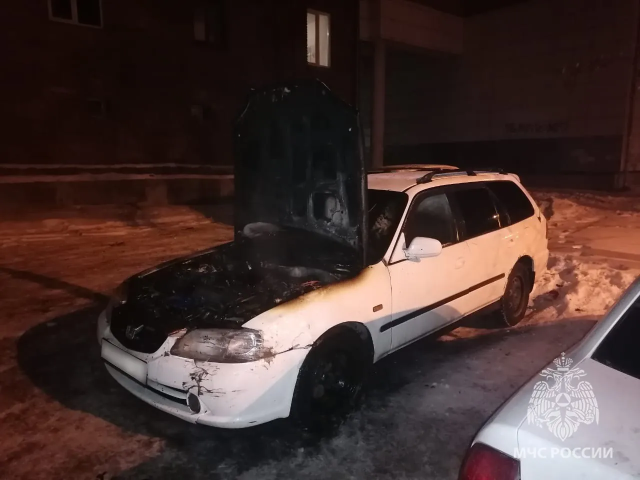 В Красноярском крае за последние сутки сгорели четыре легковых автомобиля