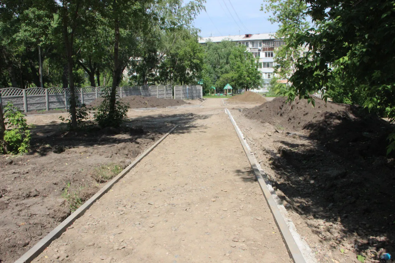 Новое пространство на Менжинского.
ЖД район