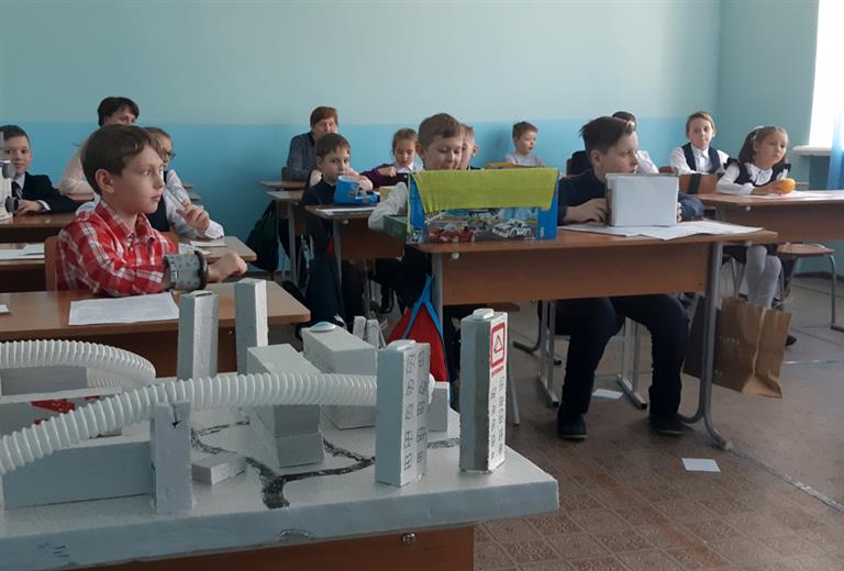 На конкурсе «Космотех XXI век» школьники покажут своих роботов-коммунальщиков