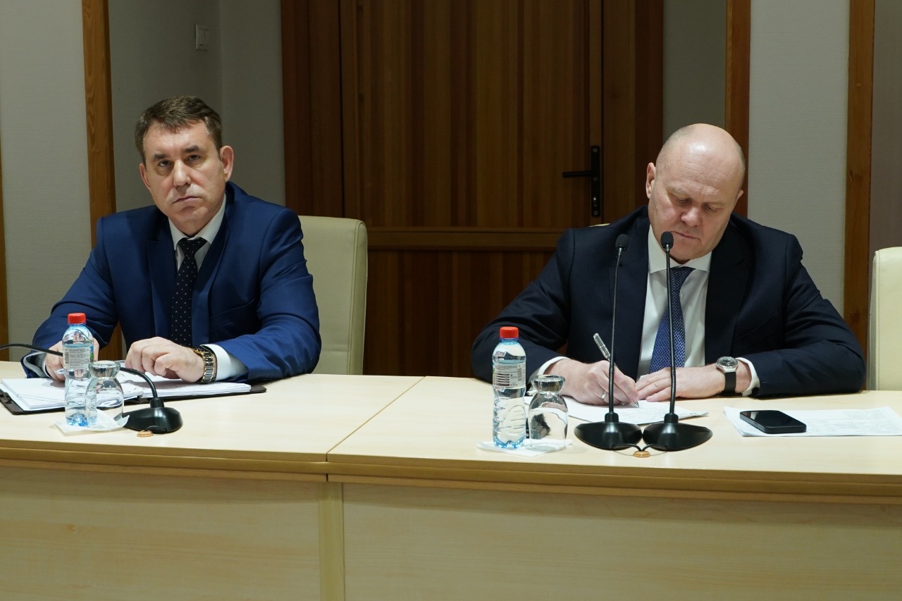 В Красноярске представили планы ремонта дорог и благоустройства в 2023 году