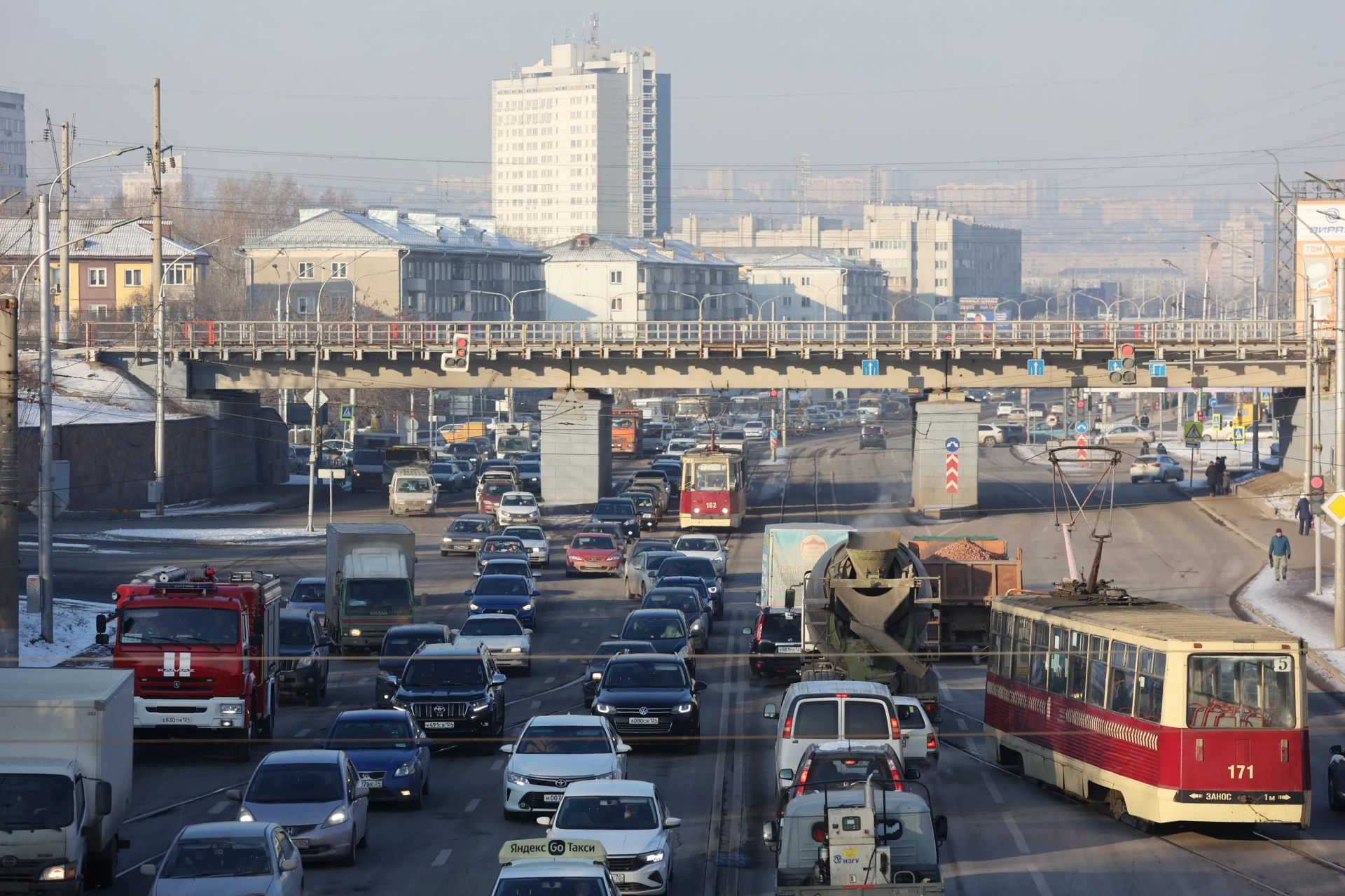В Красноярске продолжается проверка качества отремонтированных дорог