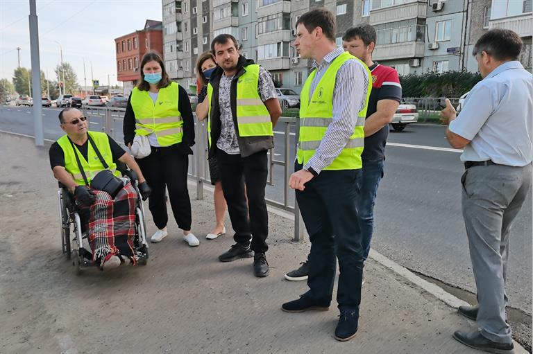 Красноярцев приглашают обсудить планы ремонта и строительства дорог в 2023 году