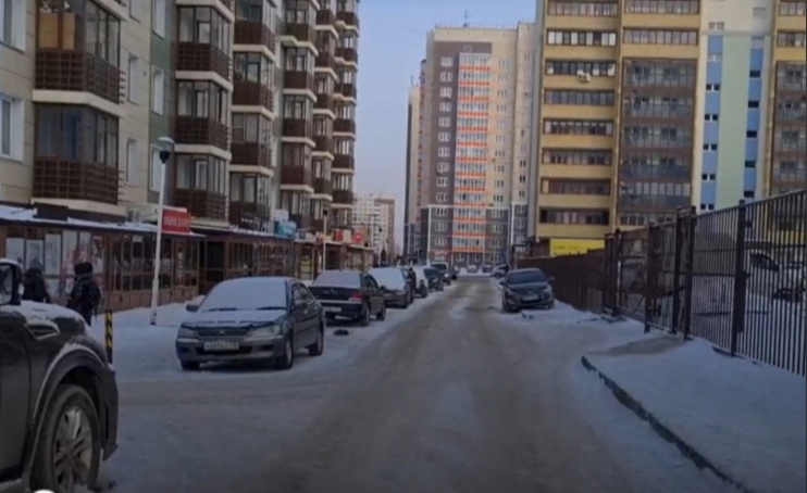 В Красноярске пересматривают проезды на улице Мартынова возле школы № 155