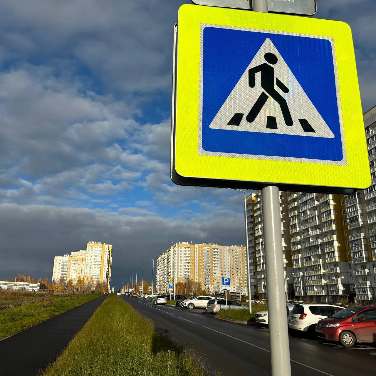 В Красноярске новую дорогу на Гриболевской ввели в эксплуатацию