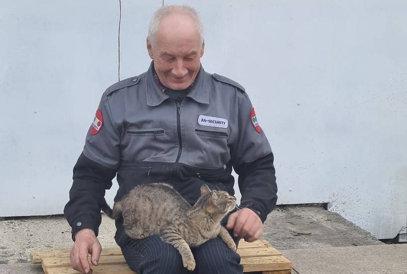 Кота Барсика вернули в красноярский Храм Рождества Христова