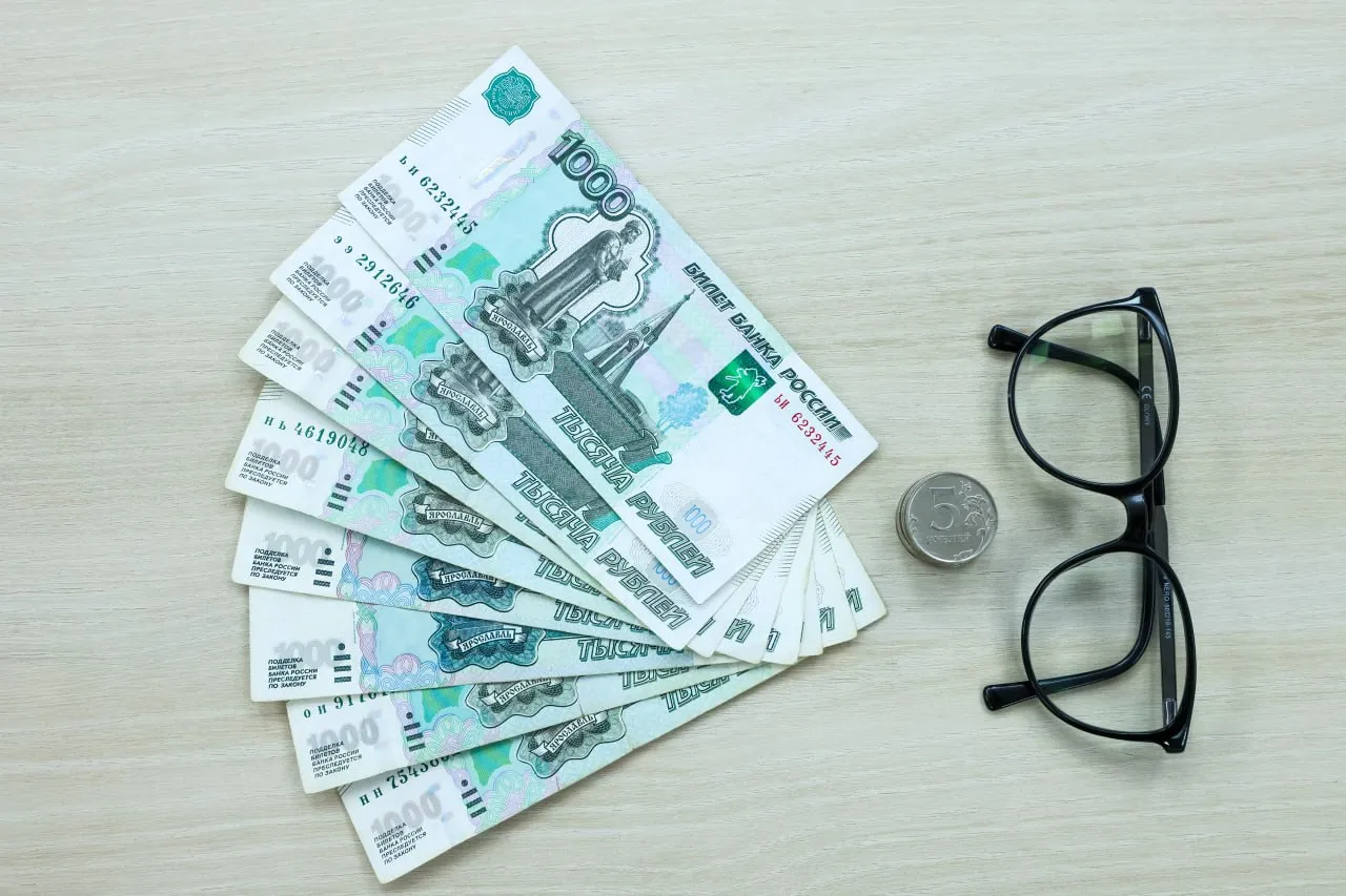Пенсионерка из Красноярска спасала сбережения и перевела мошенникам 5,9 млн рублей