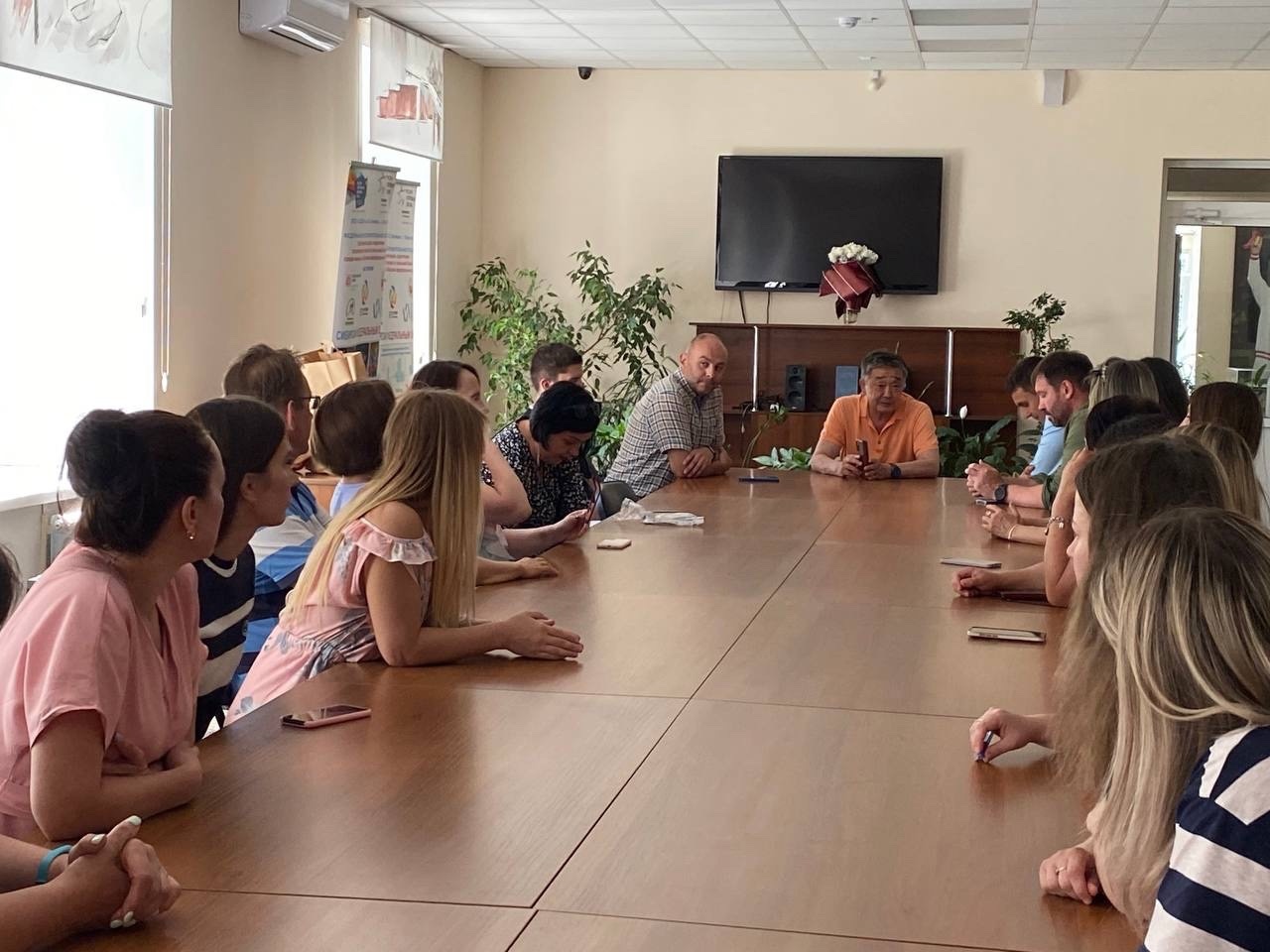 Встречав школе имени Бувайсара Сайтиева.jpg