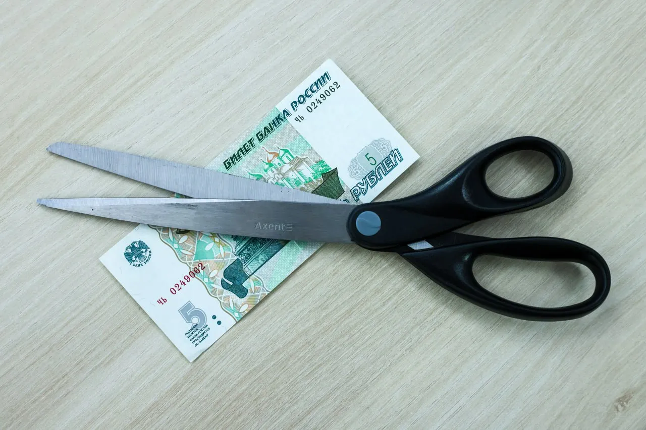 Красноярке не продали скатерть после отказа в доплате за лишние 40 см