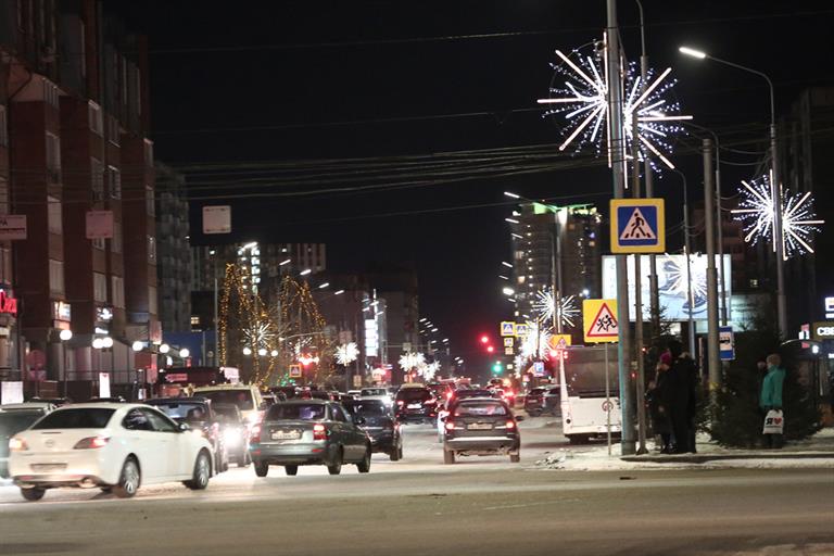 В Красноярске с 19 декабря иллюминация начнет работать в праздничном режиме