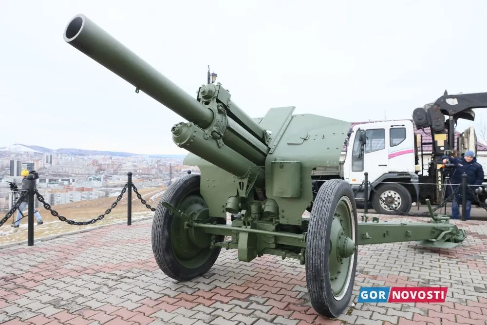 На Караульную гору в Красноярске вернулась пушка