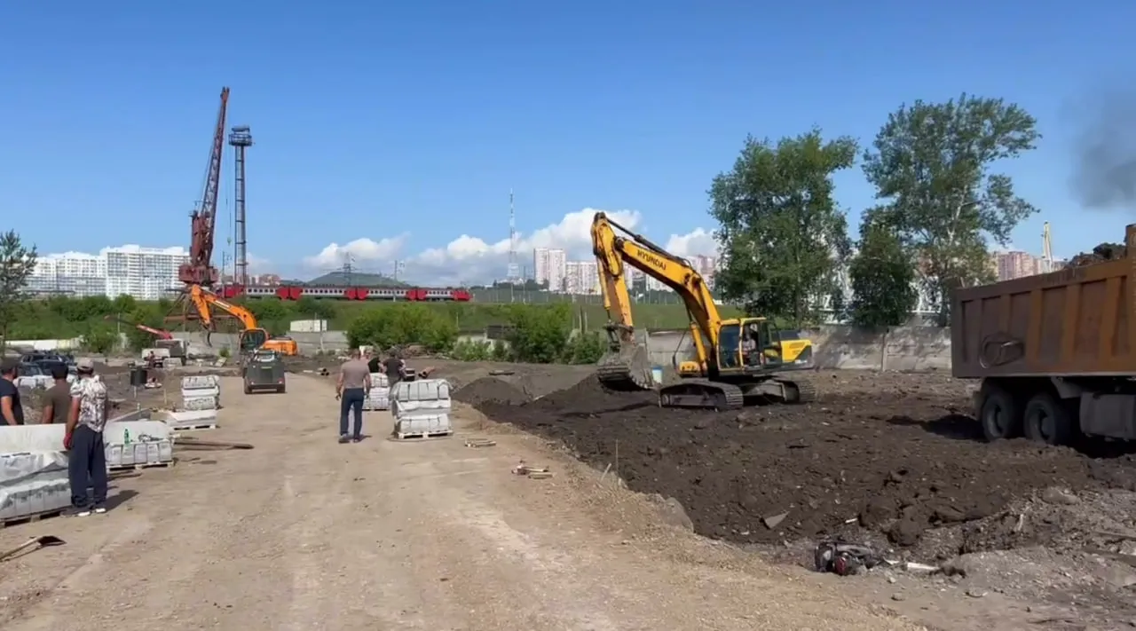 В Красноярске продолжается строительство развязки в микрорайоне «Тихие зори»