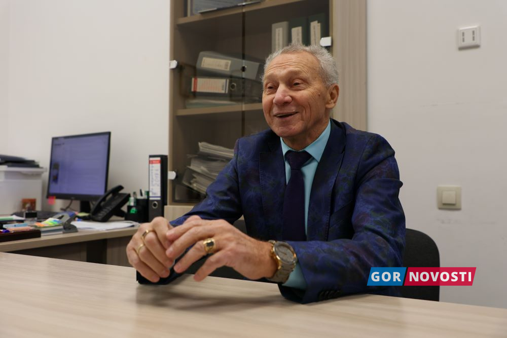 «Медали воспитанников лучше, чем орден Ленина». Тренер паралимпийцев Виктор Соколов о коньках и безграничной любви