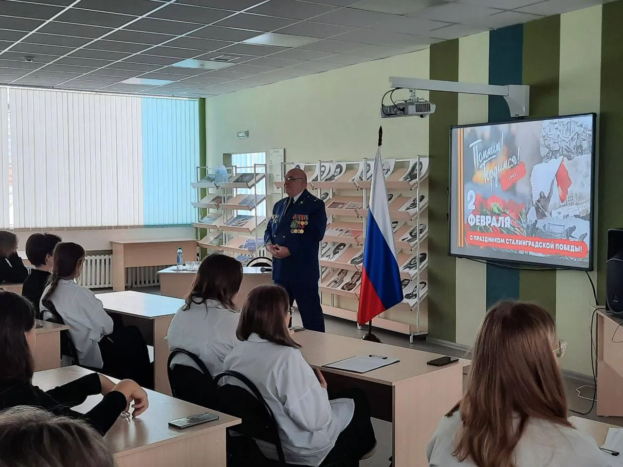 В трех школах Красноярска откроются прокурорские классы